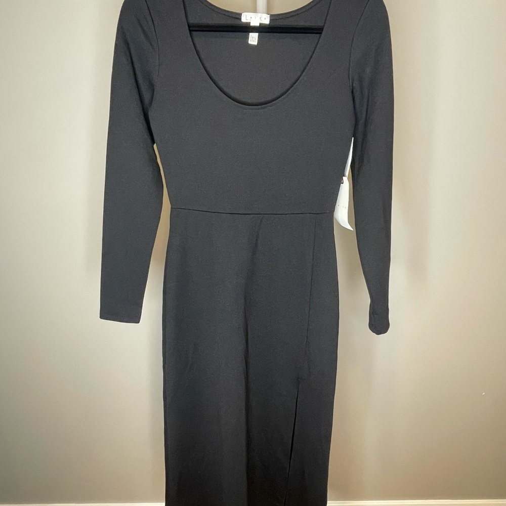 Leith Black Long Sleeve Scoop Neck Midi Dress